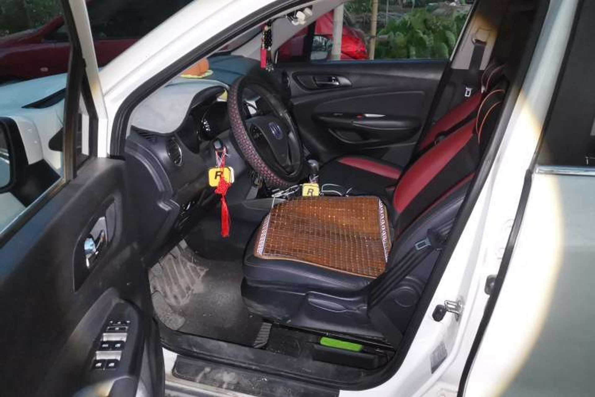 Used CHANGAN CS15 2016 1.5L Manual Fashion Edition Driver Seat
