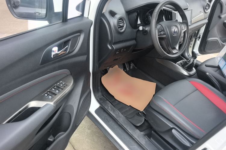 Used CHANGAN CS15 2016 1.5L Manual Fashion Edition Driver Seat