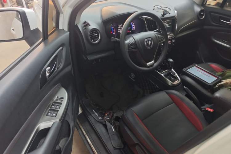 Used CHANGAN CS15 2016 1.5L Automatic Luxury Edition Driver Seat
