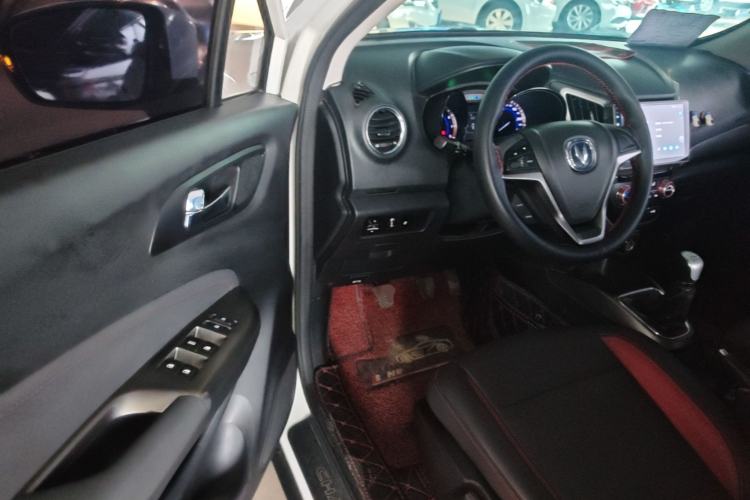 Used CHANGAN CS15 2016 1.5L Manual Fashion Edition Driver Seat