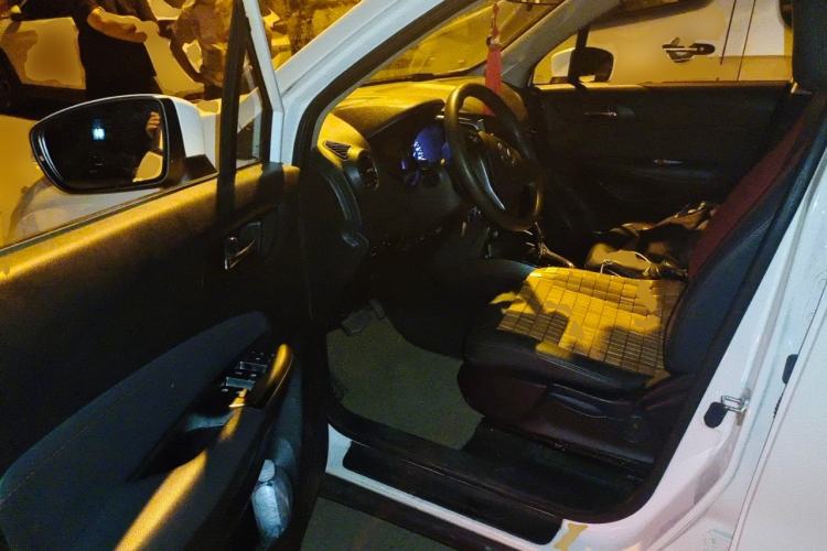 Used CHANGAN CS15 2016 1.5L Automatic Fashion Edition Driver Seat