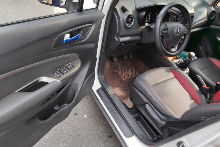 Used CHANGAN CS15 2016 1.5L Manual Fashion Edition Driver Seat