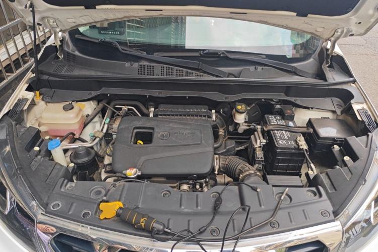Used CHANGAN CS15 2016 1.5L Automatic Fashion Edition Engine Bay