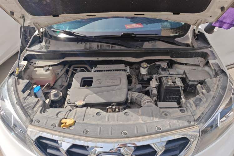 Used CHANGAN CS15 2016 1.5L Automatic Fashion Edition Engine Bay