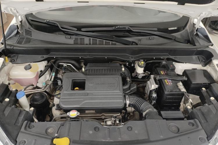Used CHANGAN CS15 2016 1.5L Automatic Luxury Edition Engine Bay