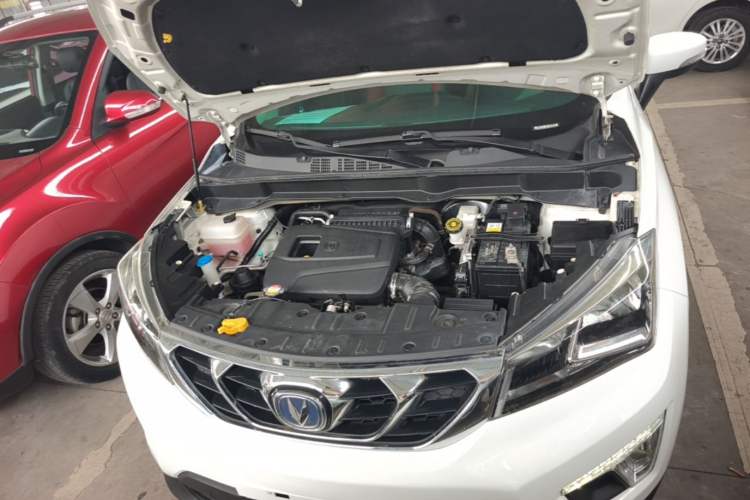 Used CHANGAN CS15 2016 1.5L Manual Fashion Edition Engine Bay