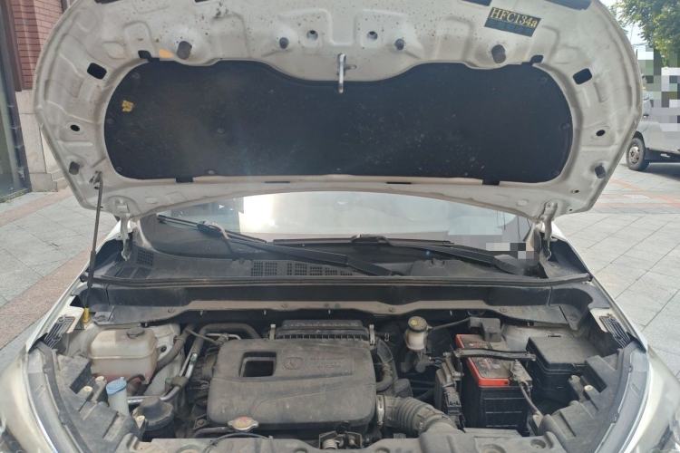 Used CHANGAN CS15 2016 1.5L Automatic Fashion Edition Engine Bay