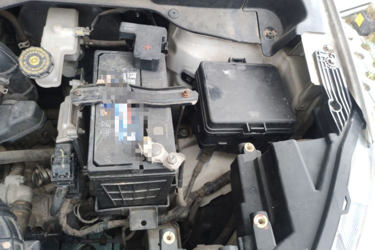 Used CHANGAN CS15 2016 1.5L Manual Fashion Edition Engine Bay Left
