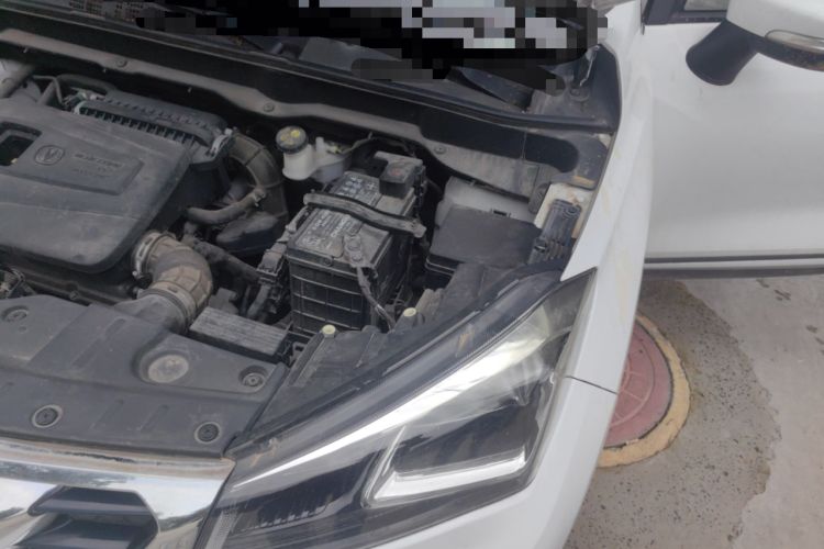Used CHANGAN CS15 2016 1.5L Automatic Fashion Edition Engine Bay Left