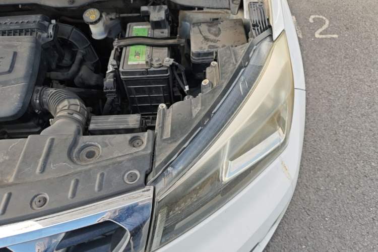 Used CHANGAN CS15 2016 1.5L Automatic Fashion Edition Engine Bay Left