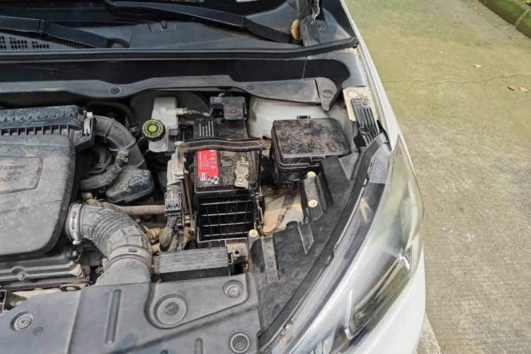 Used CHANGAN CS15 2016 1.5L Manual Luxury Edition Engine Bay Left