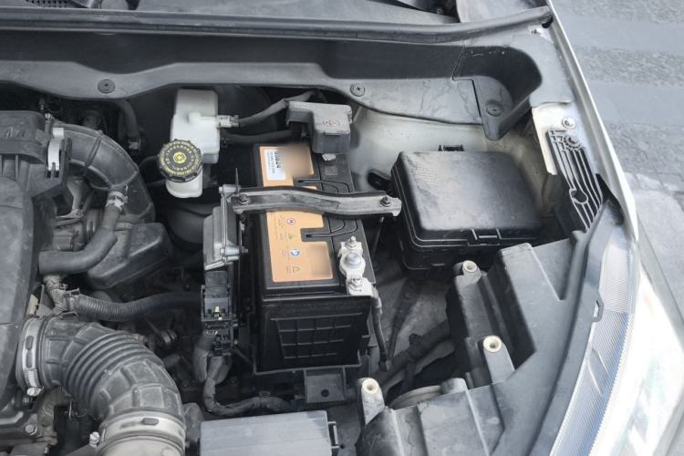 Used CHANGAN CS15 2016 1.5L Manual Luxury Edition Engine Bay Left