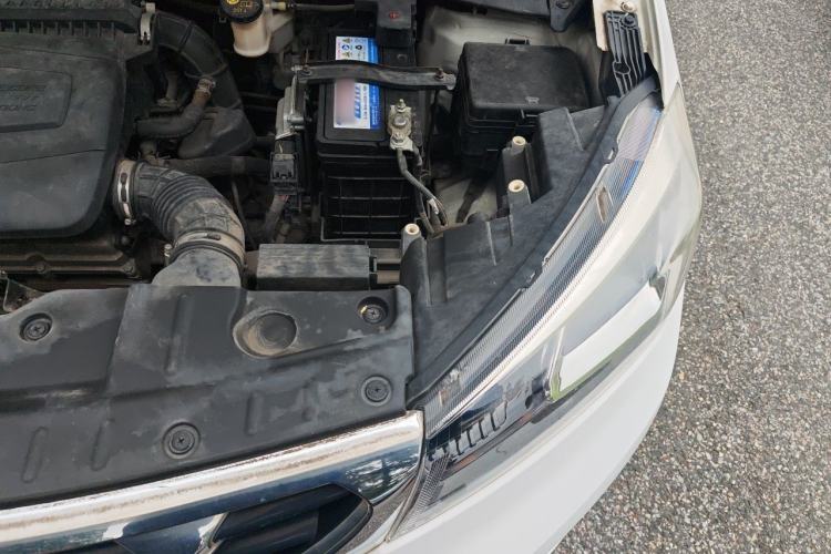 Used CHANGAN CS15 2016 1.5L Automatic Fashion Edition Engine Bay Left
