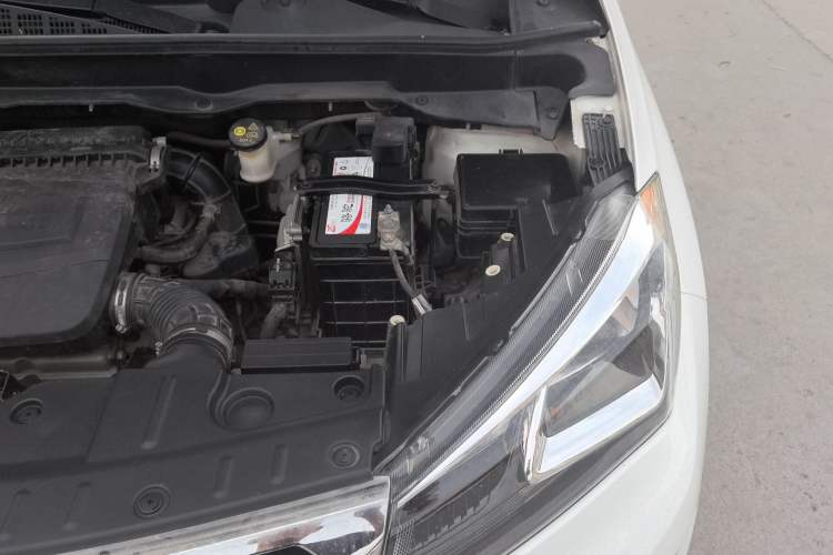 Used CHANGAN CS15 2016 1.5L Automatic Luxury Edition Engine Bay Left