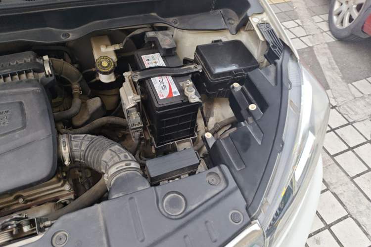 Used CHANGAN CS15 2016 1.5L Manual Fashion Edition Engine Bay Left