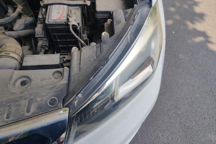Used CHANGAN CS15 2016 1.5L Automatic Fashion Edition Engine Bay Left