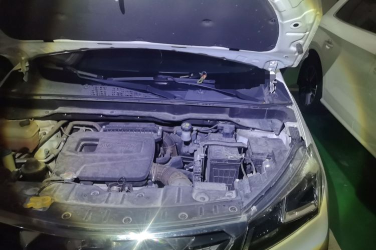 Used CHANGAN CS15 2016 1.5L Automatic Fashion Edition Engine Bay Left