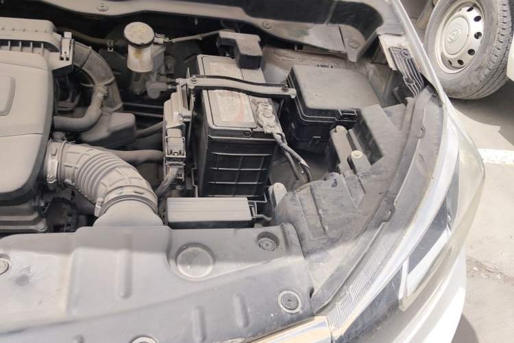 Used CHANGAN CS15 2016 1.5L Automatic Luxury Edition Engine Bay Left