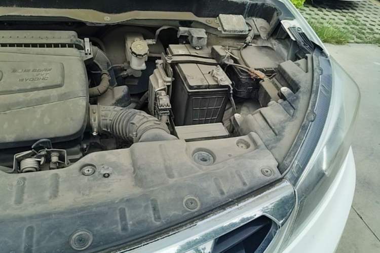 Used CHANGAN CS15 2016 1.5L Manual Fashion Edition Engine Bay Left