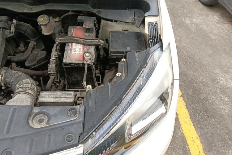 Used CHANGAN CS15 2016 1.5L Automatic Fashion Edition Engine Bay Left