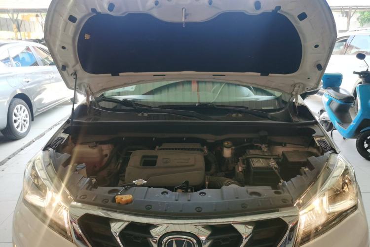Used CHANGAN CS15 2016 1.5L Automatic Fashion Edition Engine Bay
