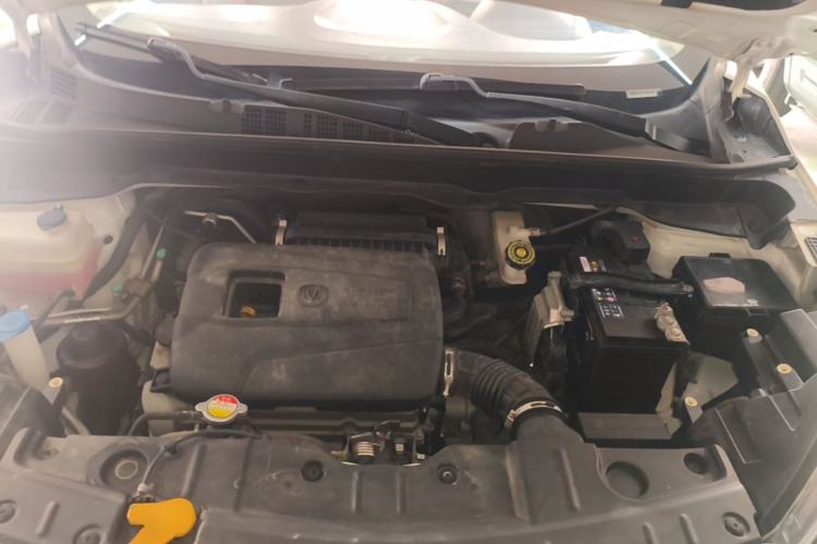 Used CHANGAN CS15 2016 1.5L Manual Luxury Edition Engine Bay