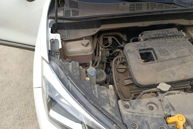 Used CHANGAN CS15 2016 1.5L Manual Fashion Edition Engine Bay Right