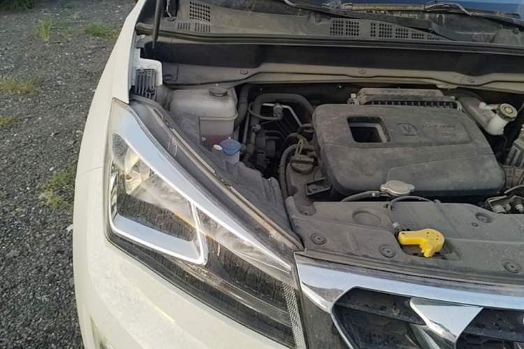 Used CHANGAN CS15 2016 1.5L Manual Fashion Edition Engine Bay Right