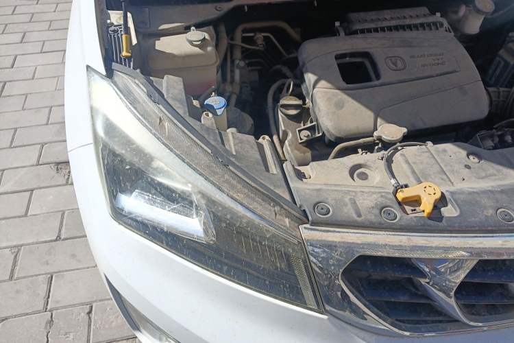 Used CHANGAN CS15 2016 1.5L Automatic Fashion Edition Engine Bay Right