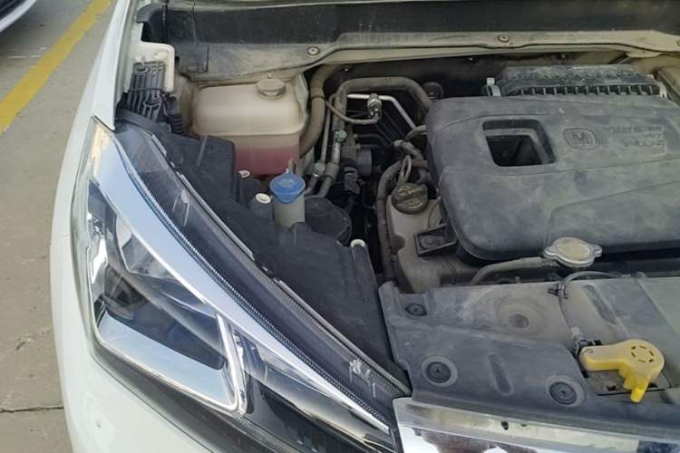 Used CHANGAN CS15 2016 1.5L Manual Fashion Edition Engine Bay Right