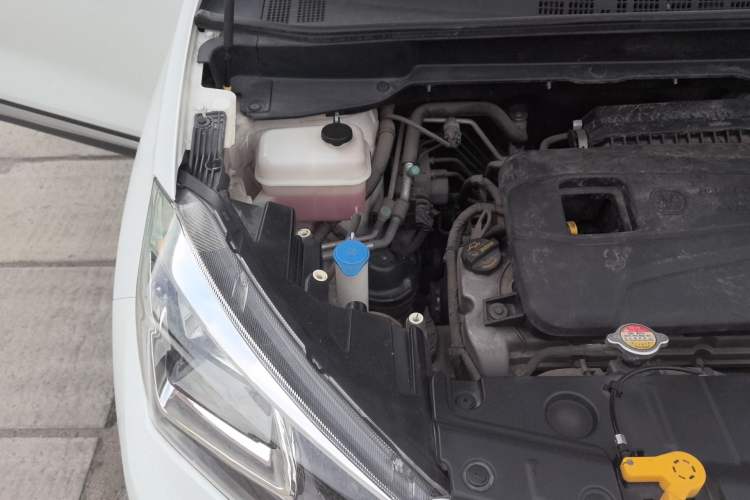 Used CHANGAN CS15 2016 1.5L Automatic Luxury Edition Engine Bay Right