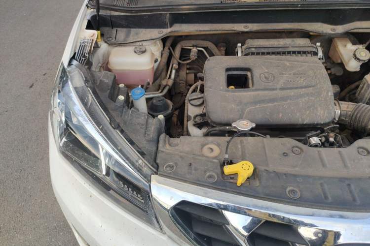 Used CHANGAN CS15 2016 1.5L Manual Fashion Edition Engine Bay Right
