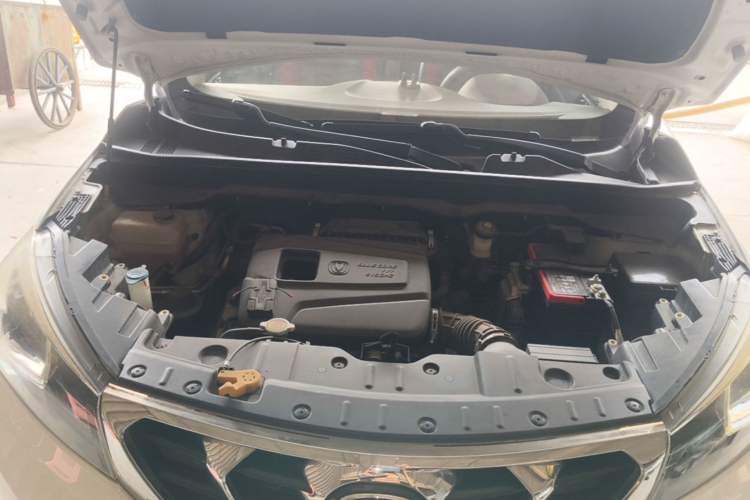 Used CHANGAN CS15 2016 1.5L Automatic Fashion Edition Engine Bay