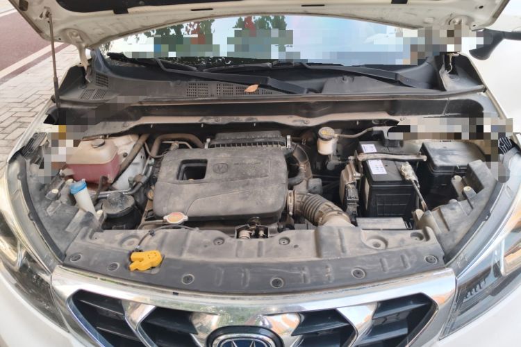 Used CHANGAN CS15 2016 1.5L Automatic Fashion Edition Engine Bay