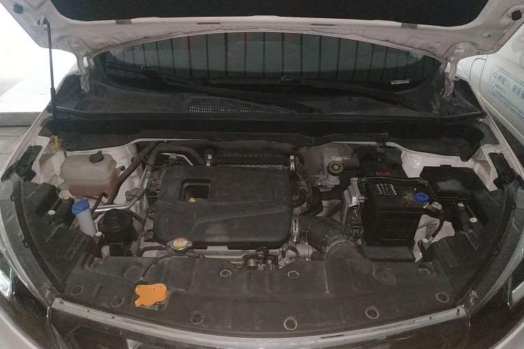Used CHANGAN CS15 2016 1.5L Manual Luxury Edition Engine Bay