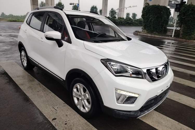 Used CHANGAN CS15 2016 1.5L Manual Fashion Edition Exterior 1