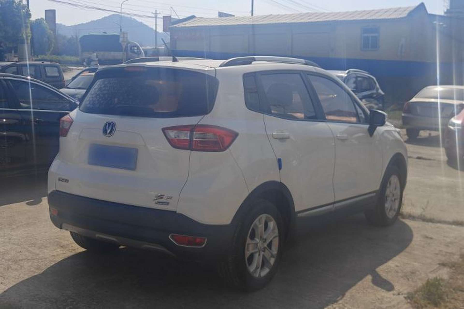 Used CHANGAN CS15 2016 1.5L Manual Fashion Edition Exterior 2