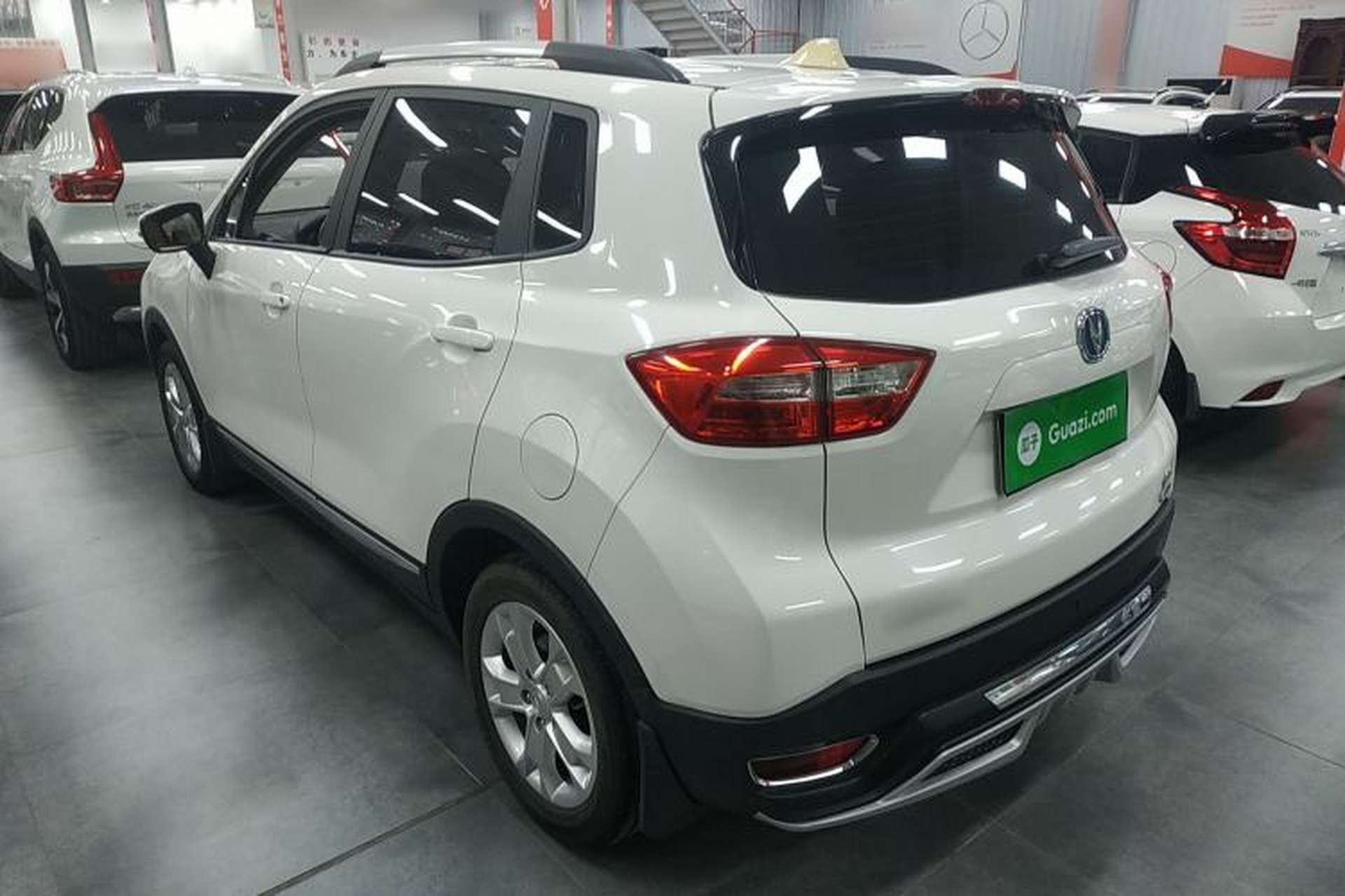 Used CHANGAN CS15 2016 1.5L Manual Fashion Edition Exterior 2