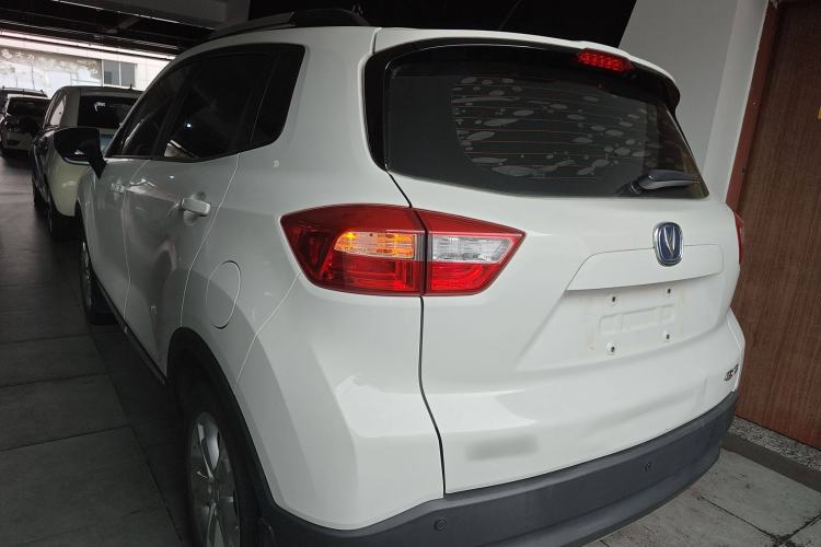 Used CHANGAN CS15 2016 1.5L Manual Fashion Edition Exterior 3