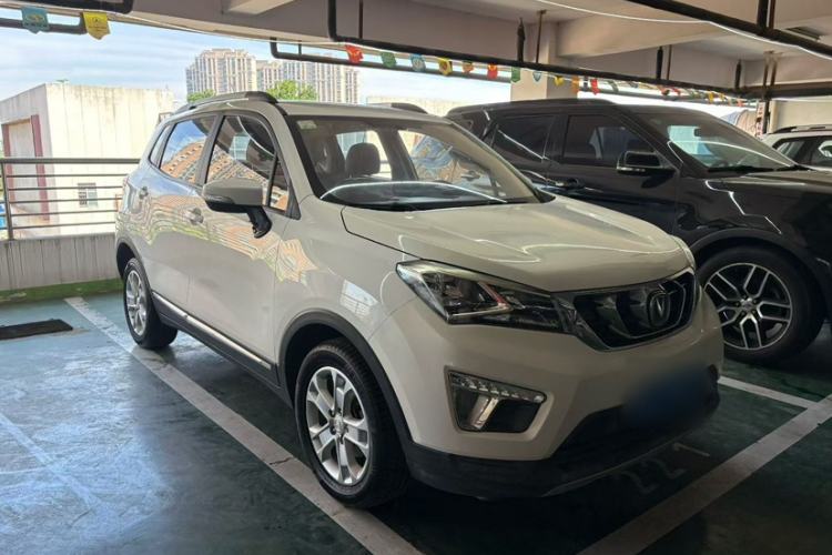 Used CHANGAN CS15 2016 1.5L Manual Luxury Edition Exterior 3