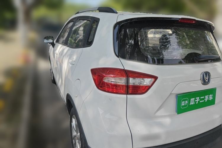 Used CHANGAN CS15 2016 1.5L Manual Fashion Edition Exterior 3