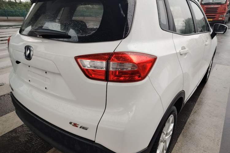 Used CHANGAN CS15 2016 1.5L Manual Fashion Edition Exterior 3