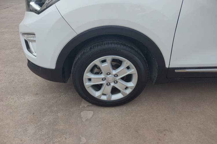 Used CHANGAN CS15 2016 1.5L Manual Fashion Edition Exterior 4