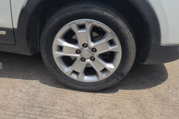 Used CHANGAN CS15 2016 1.5L Automatic Fashion Edition Exterior 4