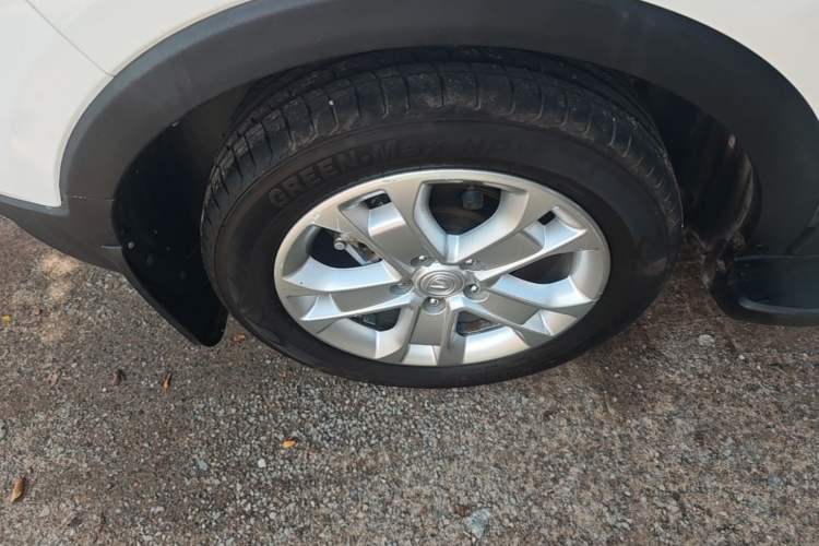 Used CHANGAN CS15 2016 1.5L Automatic Fashion Edition Exterior 5