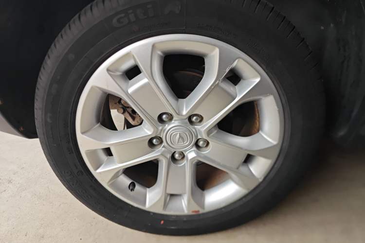 Used CHANGAN CS15 2016 1.5L Manual Luxury Edition Exterior 5