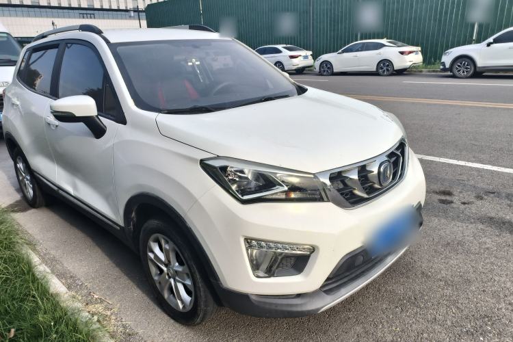 Used CHANGAN CS15 2016 1.5L Automatic Fashion Edition Exterior 5