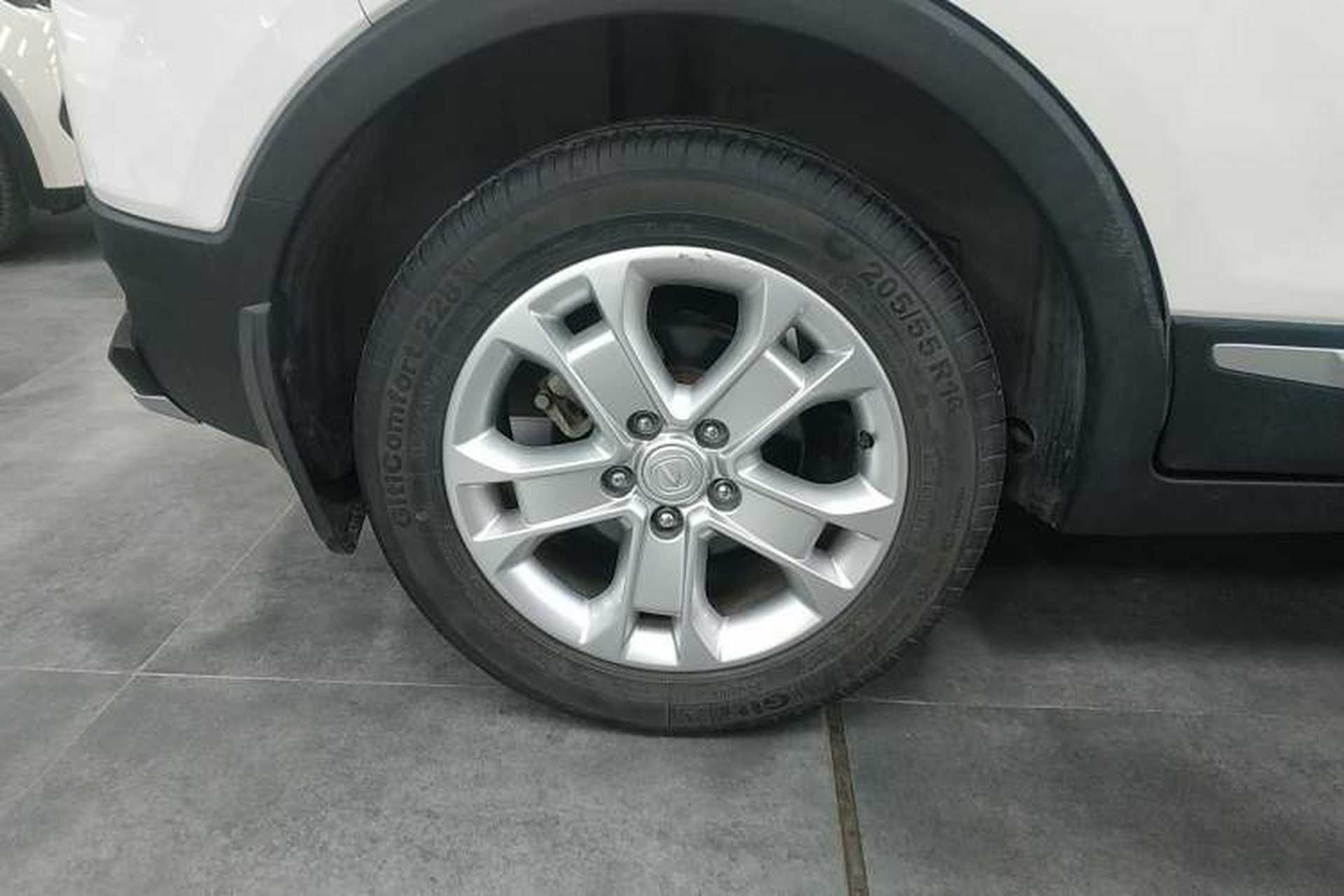 Used CHANGAN CS15 2016 1.5L Manual Fashion Edition Exterior 5