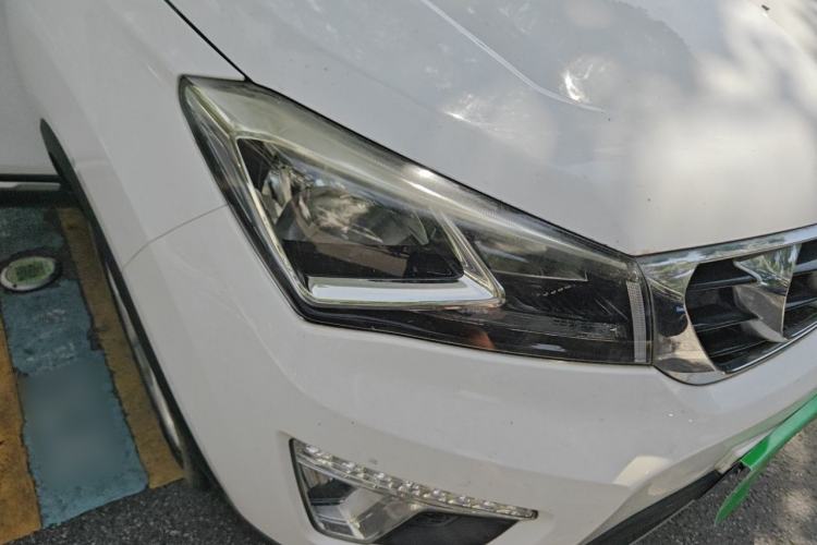 Used CHANGAN CS15 2016 1.5L Manual Fashion Edition Exterior 6