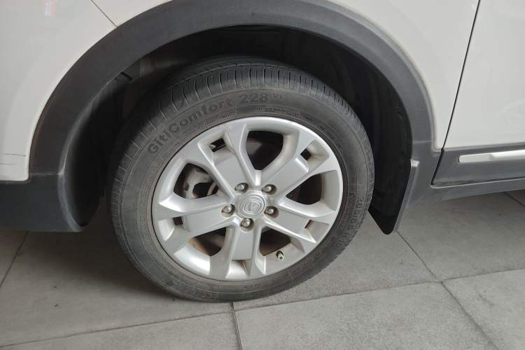 Used CHANGAN CS15 2016 1.5L Manual Fashion Edition Exterior 7